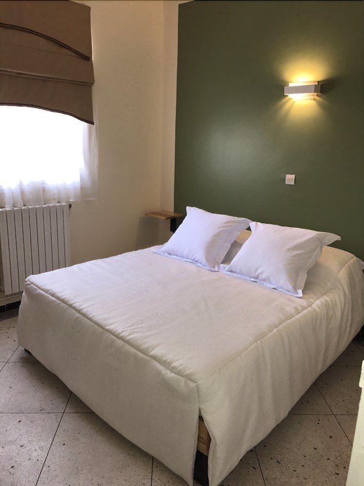 Hotel Grand Bassin Tlemcen ภายนอก รูปภาพ