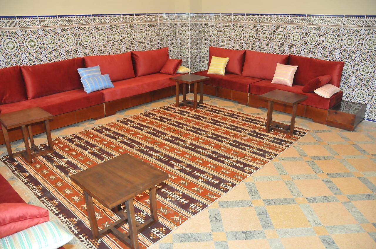 Hotel Grand Bassin Tlemcen ภายนอก รูปภาพ